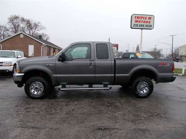 2004 Ford F-250 Super Duty 4dr SuperCab XLT 4WD SB